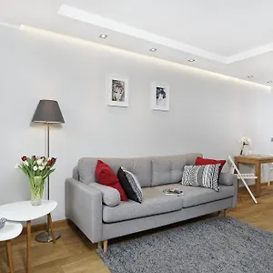 https://apartment-powisle-solec.warsawhotelspoland.com